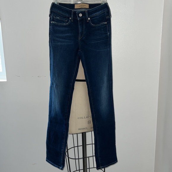 Levi's Flute Straight Womens Jeans Size 24! - Picture 4 of 11